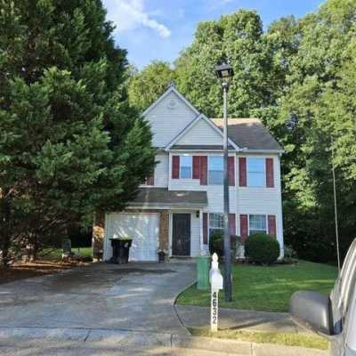 Home For Sale in Union City, Georgia