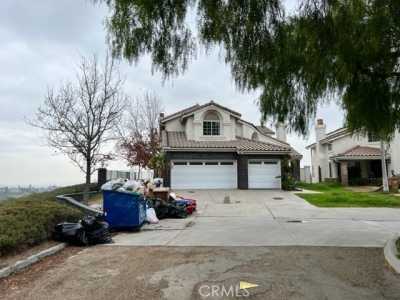 Home For Sale in Anaheim, California