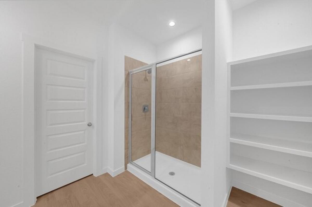 Picture of Home For Sale in Fulshear, Texas, United States