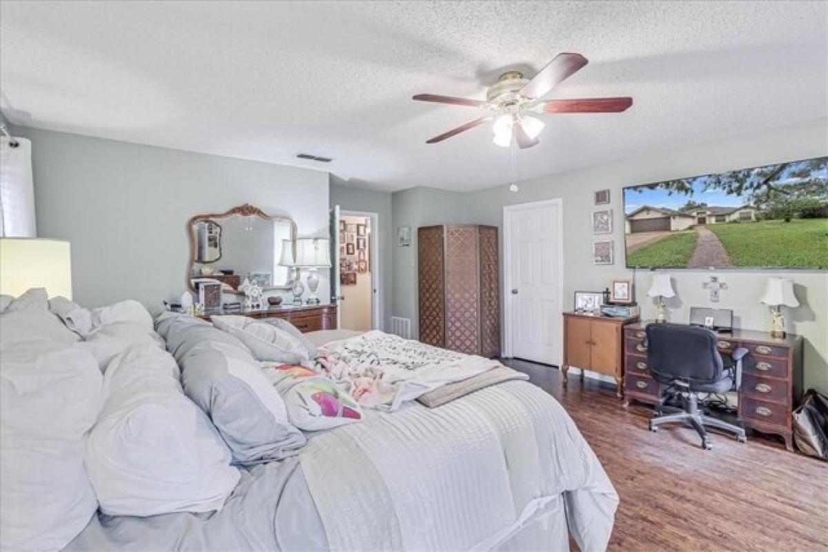 Picture of Home For Sale in Corpus Christi, Texas, United States