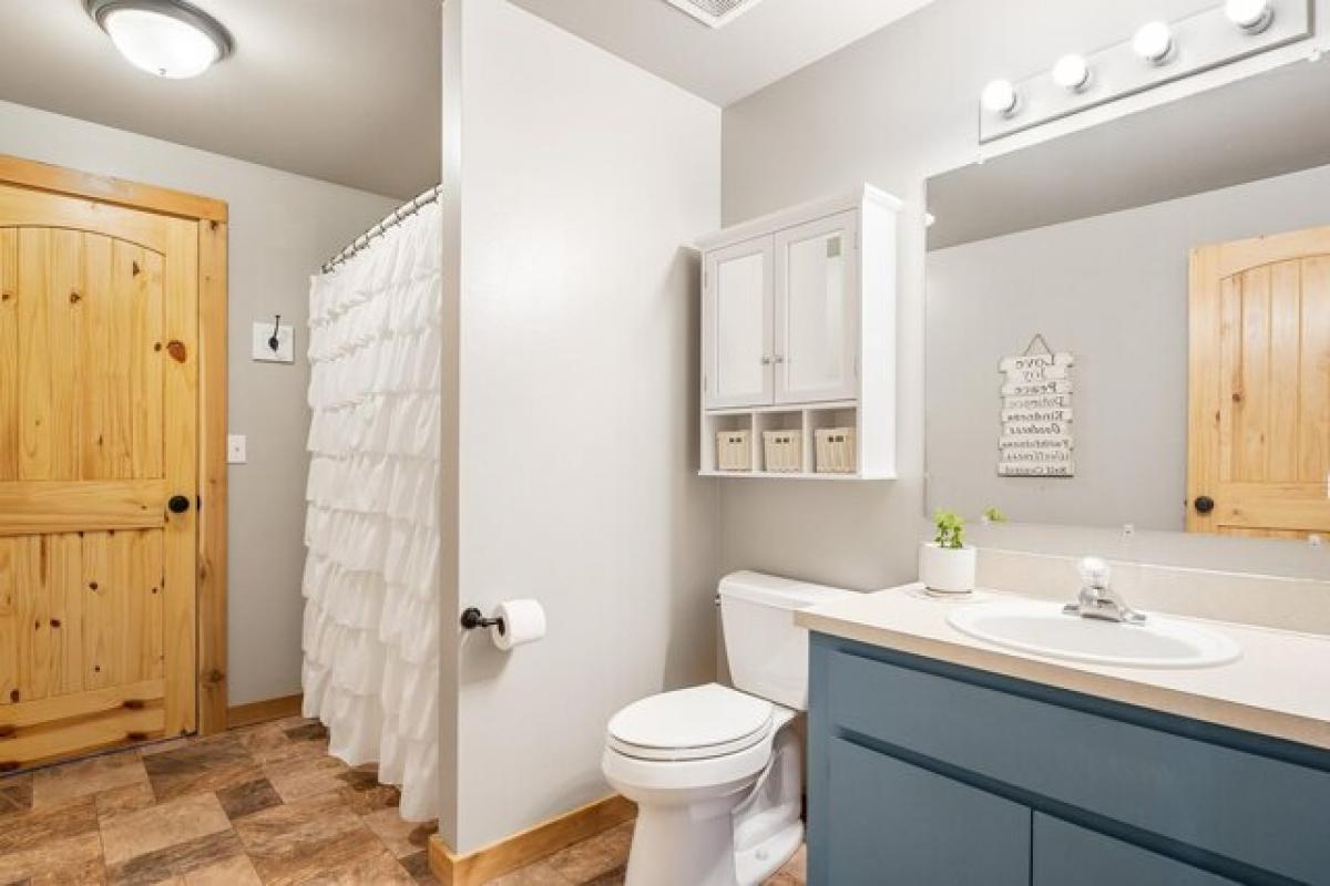 Picture of Home For Sale in Redmond, Oregon, United States