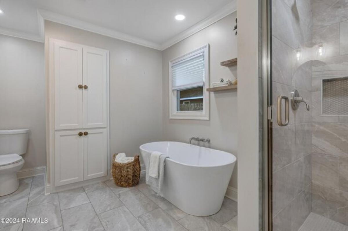 Picture of Home For Sale in Lafayette, Louisiana, United States