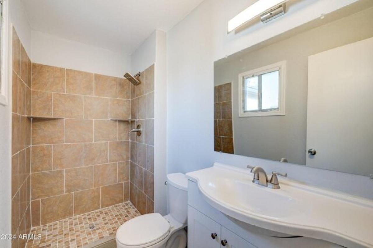 Picture of Home For Sale in Phoenix, Arizona, United States