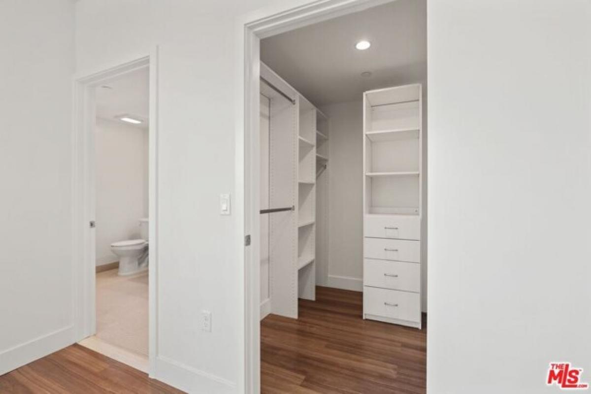 Picture of Home For Rent in Los Angeles, California, United States