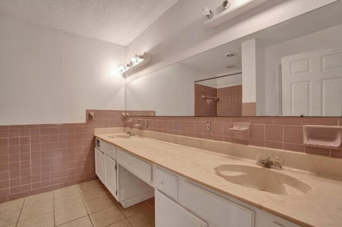 Picture of Home For Sale in Memphis, Tennessee, United States