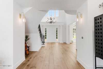 Home For Sale in Thousand Oaks, California