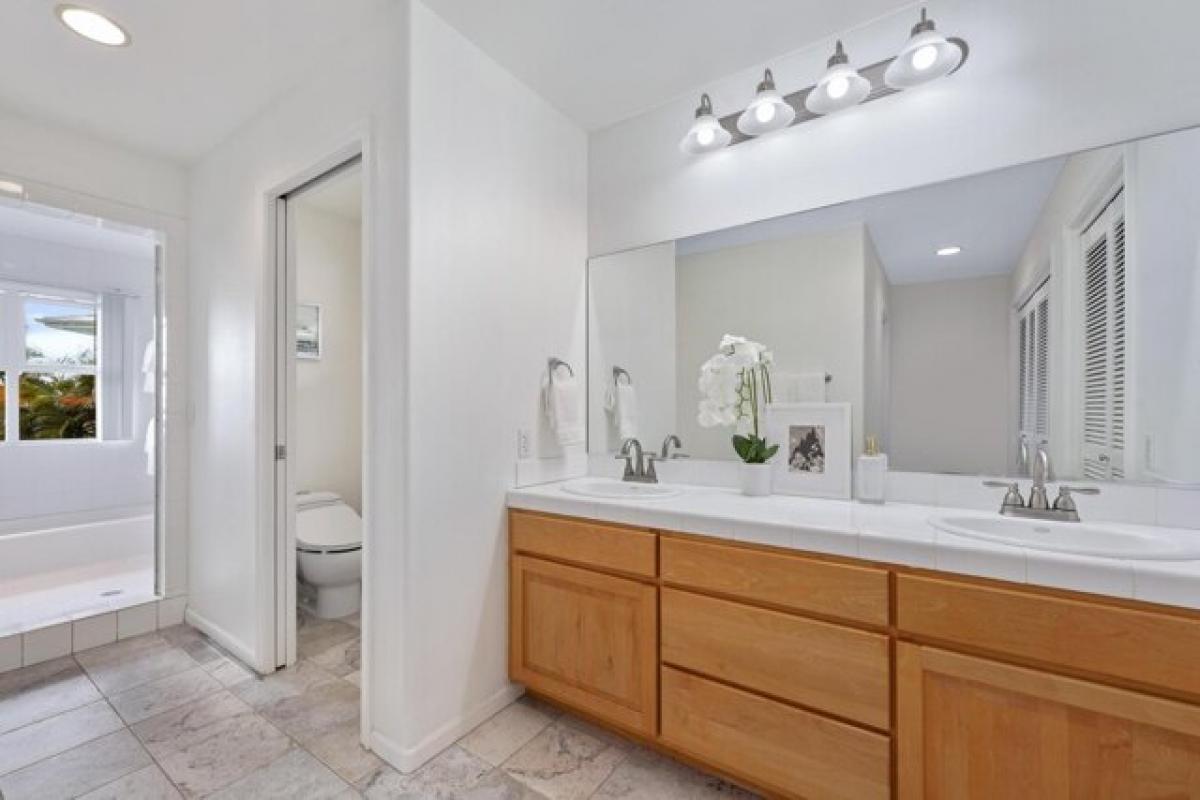 Picture of Home For Sale in Holualoa, Hawaii, United States