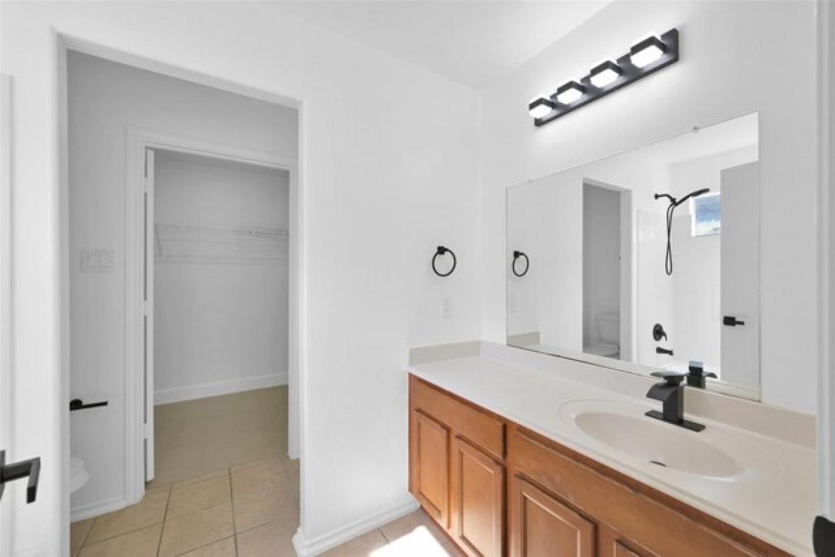 Picture of Home For Sale in Humble, Texas, United States