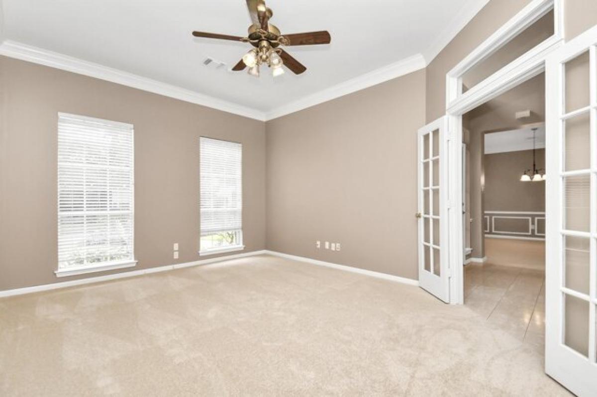 Picture of Home For Sale in Houston, Texas, United States