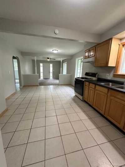 Home For Sale in Burton, Michigan