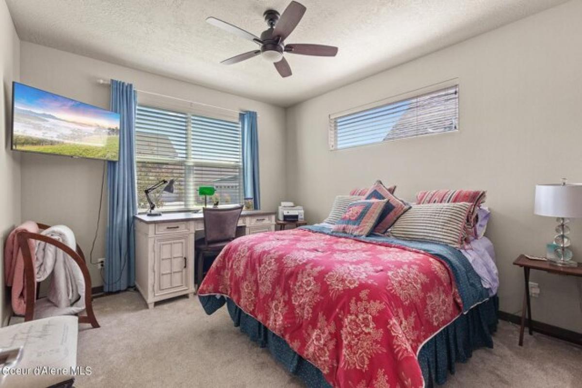 Picture of Home For Sale in Post Falls, Idaho, United States