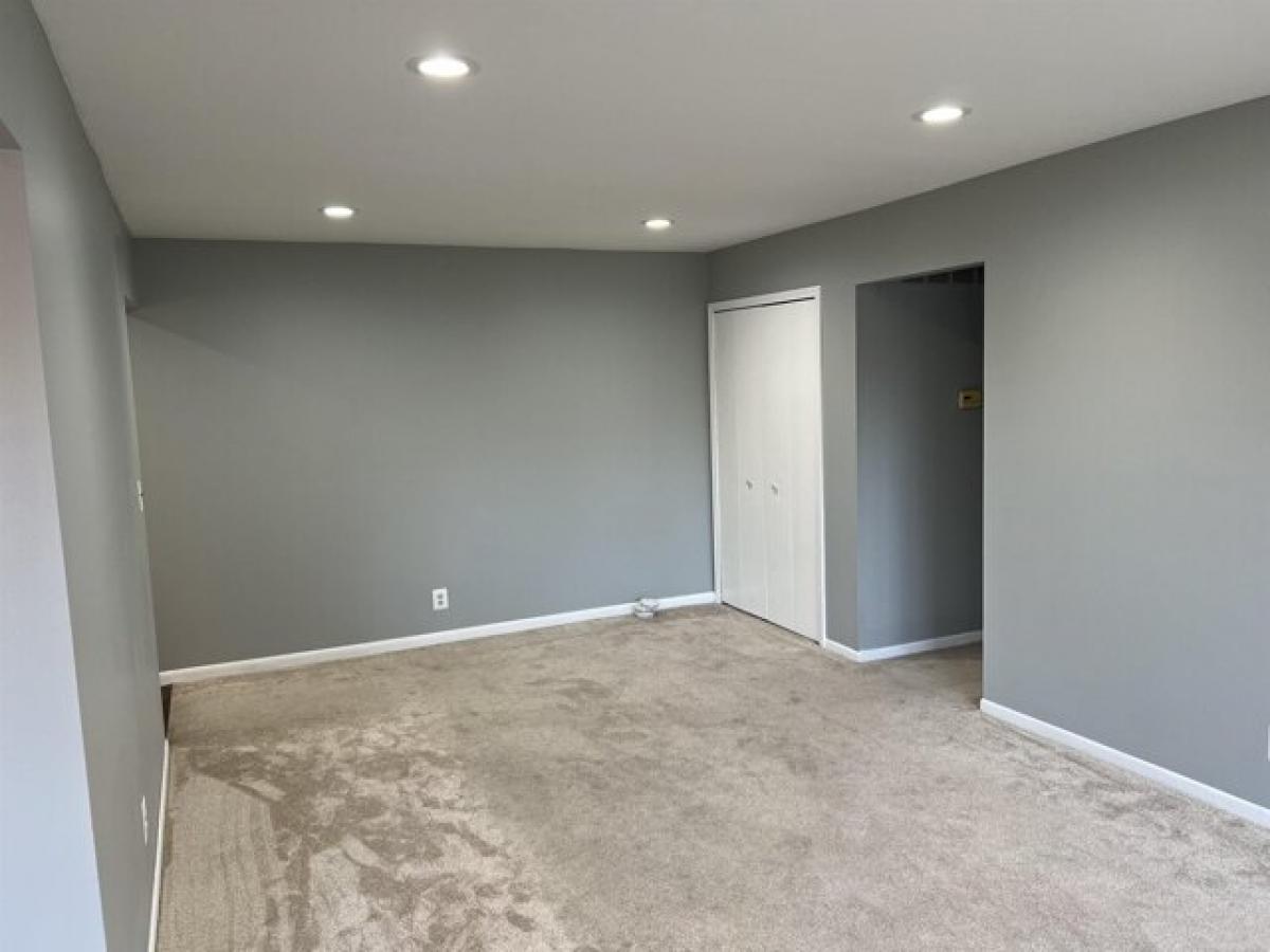Picture of Home For Sale in Sterling Heights, Michigan, United States