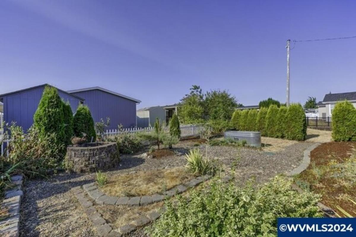 Picture of Home For Sale in Salem, Oregon, United States