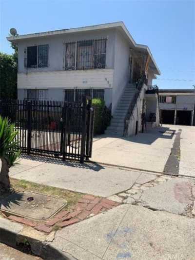 Home For Sale in Los Angeles, California