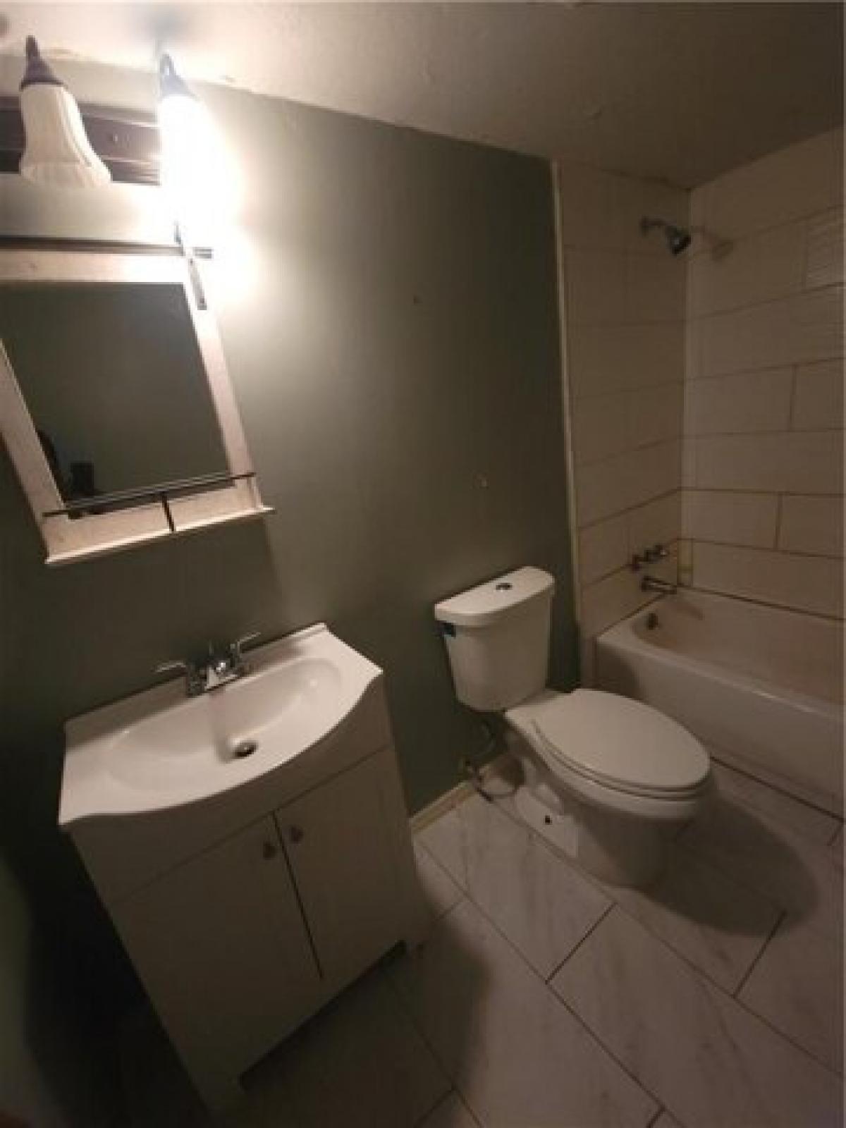 Picture of Home For Sale in Stone Mountain, Georgia, United States