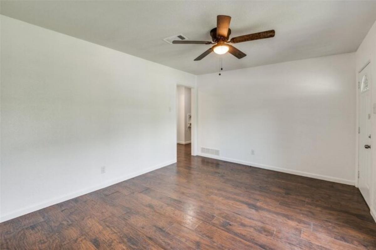 Picture of Home For Sale in Dallas, Texas, United States