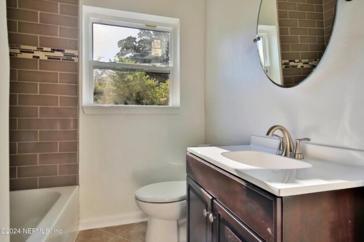 Picture of Home For Sale in Jacksonville, Florida, United States