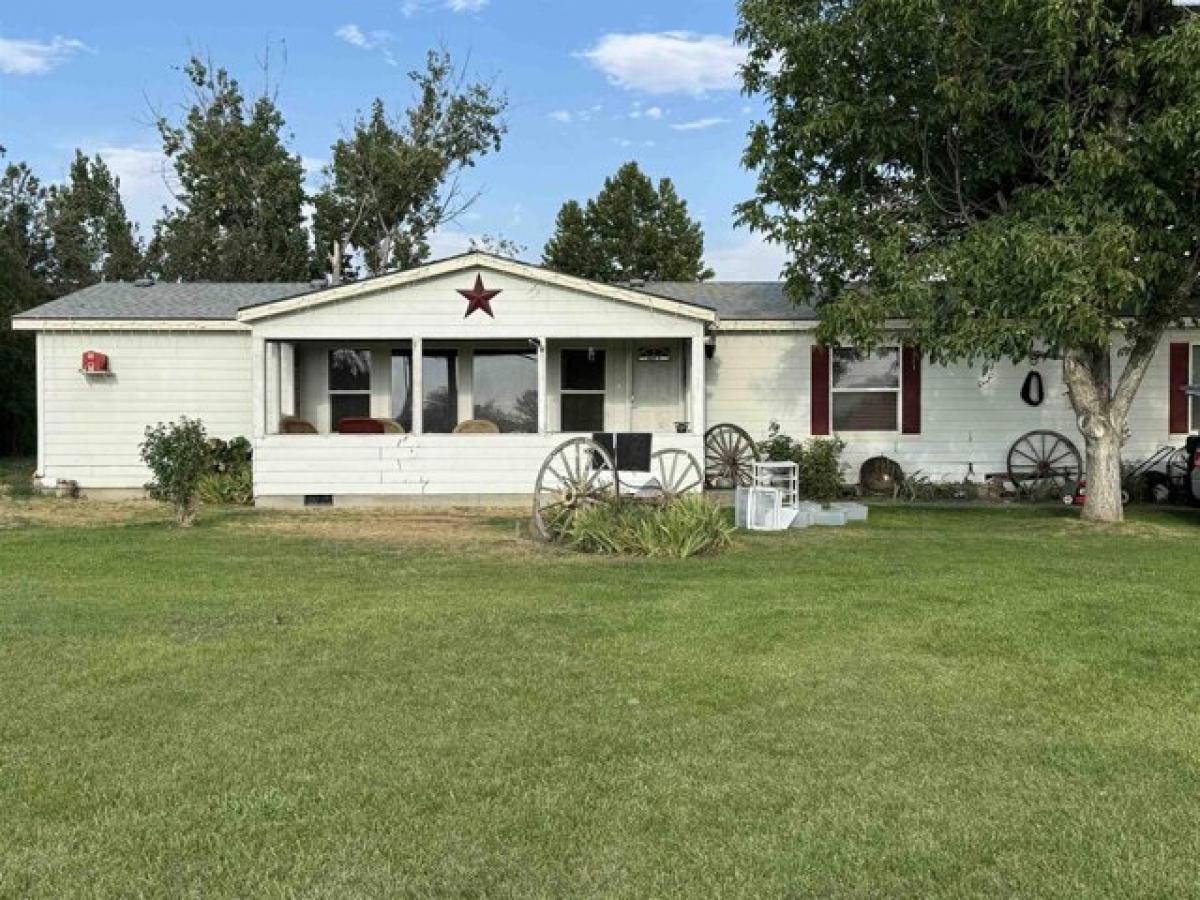 Picture of Home For Sale in Kennewick, Washington, United States