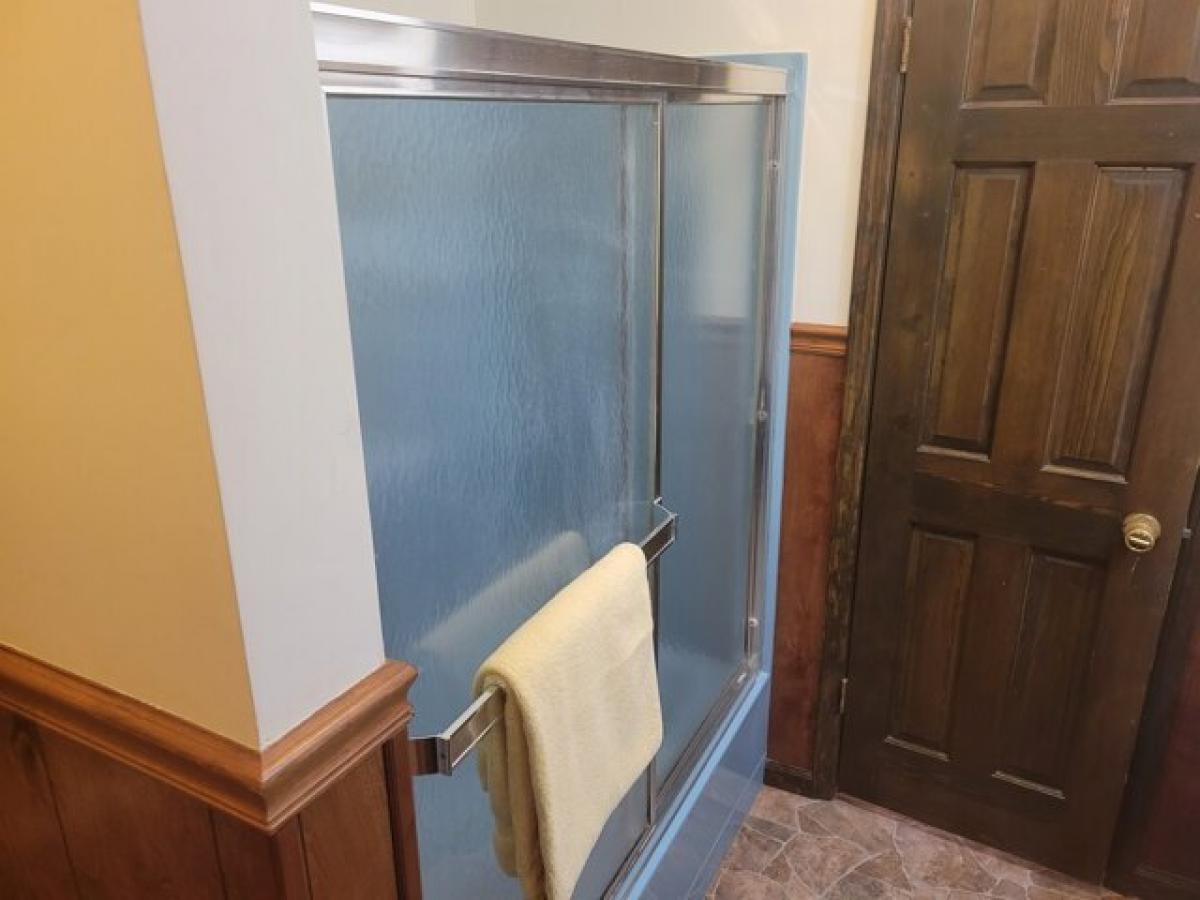 Picture of Home For Sale in Kirksville, Missouri, United States