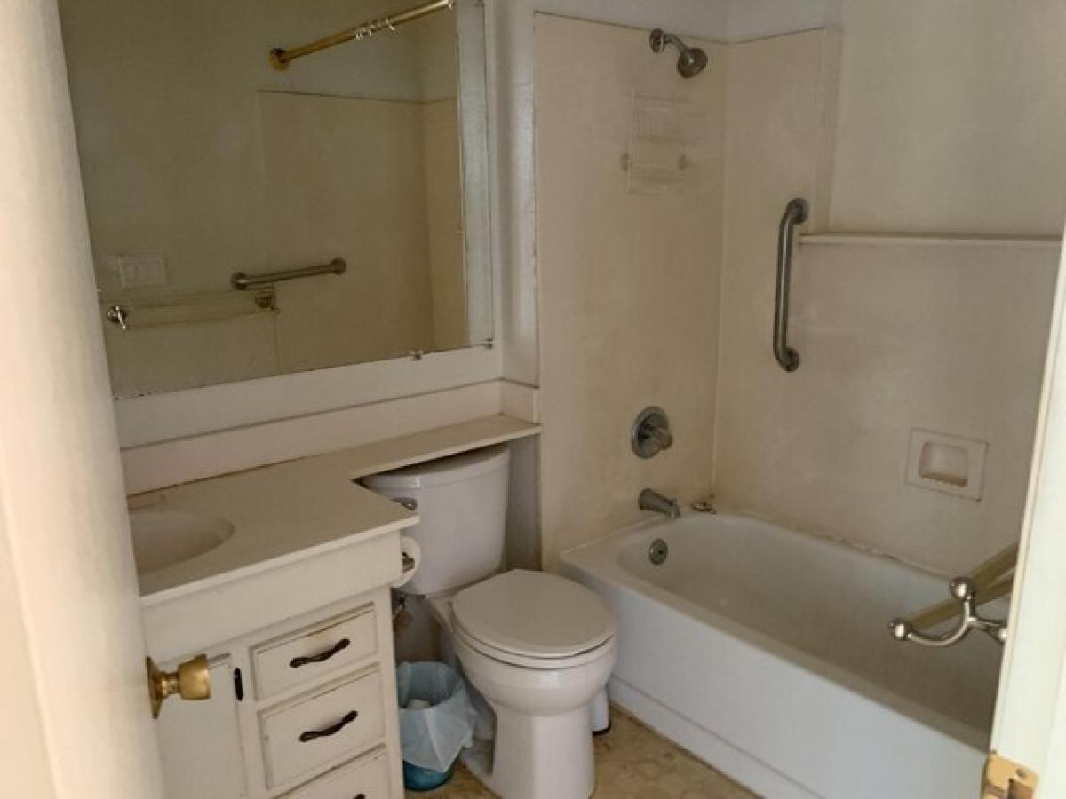 Picture of Home For Sale in Carmichael, California, United States