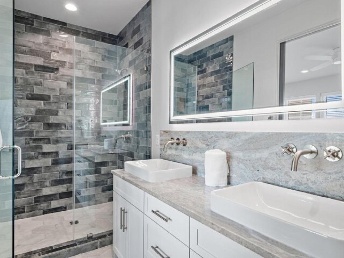 Picture of Home For Sale in Panama City Beach, Florida, United States