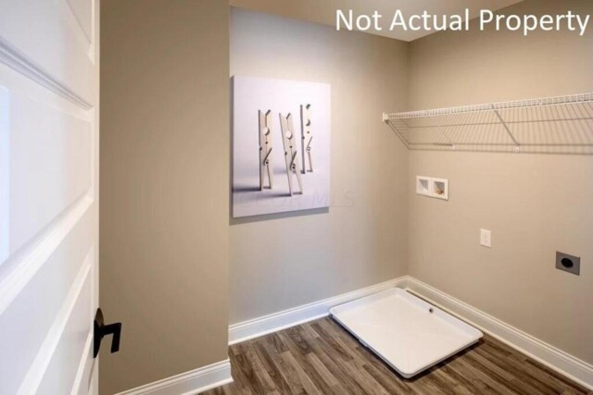 Picture of Home For Sale in Grove City, Ohio, United States