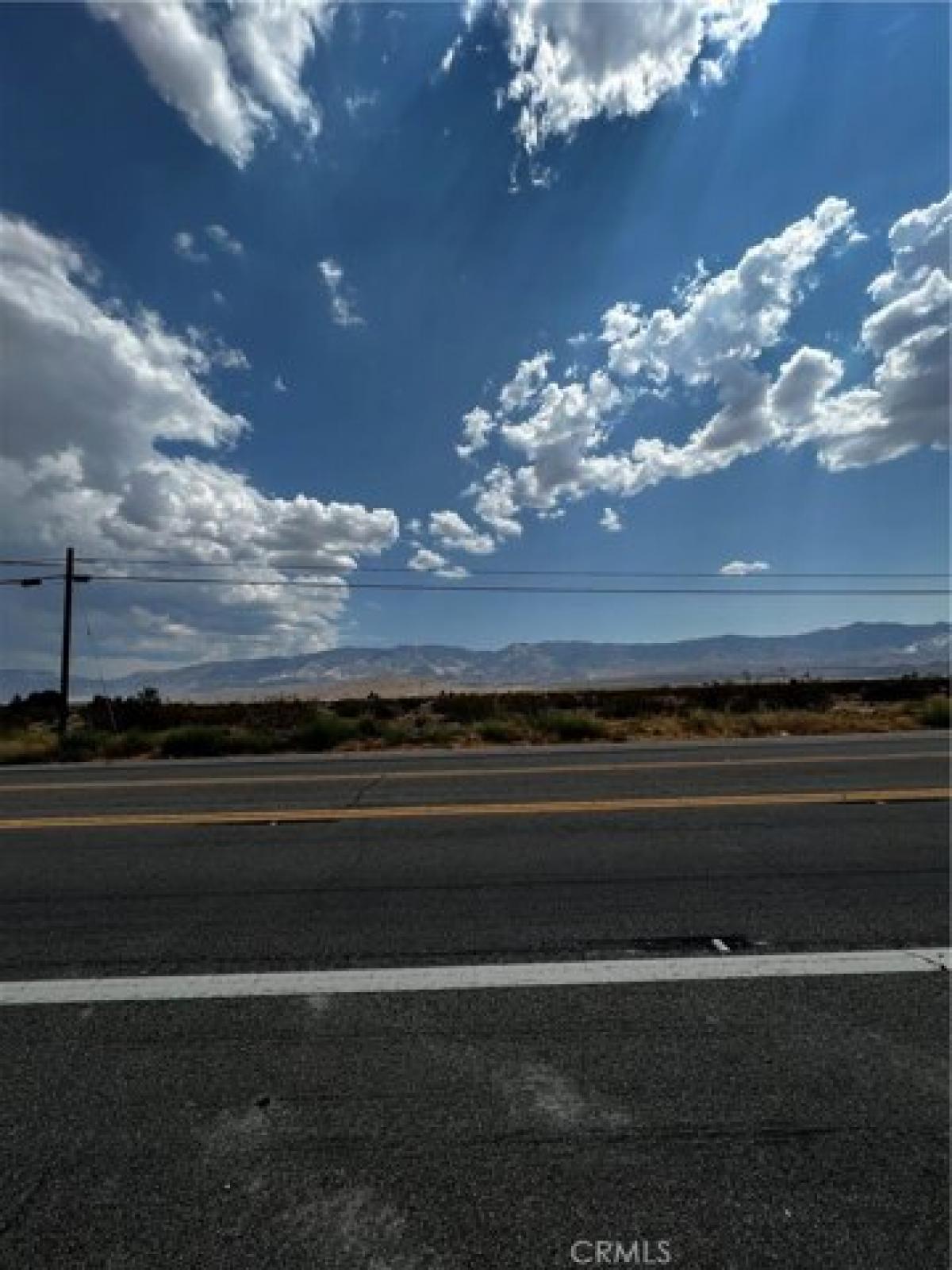 Picture of Residential Land For Sale in Lucerne Valley, California, United States