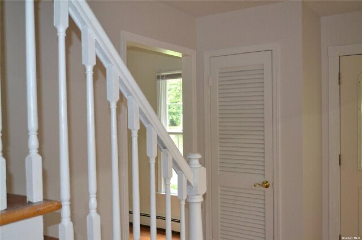 Picture of Home For Rent in Wading River, New York, United States