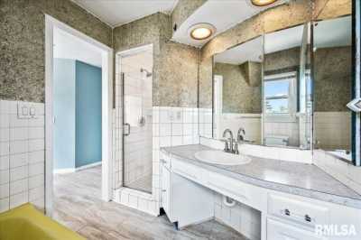 Home For Sale in Peoria, Illinois