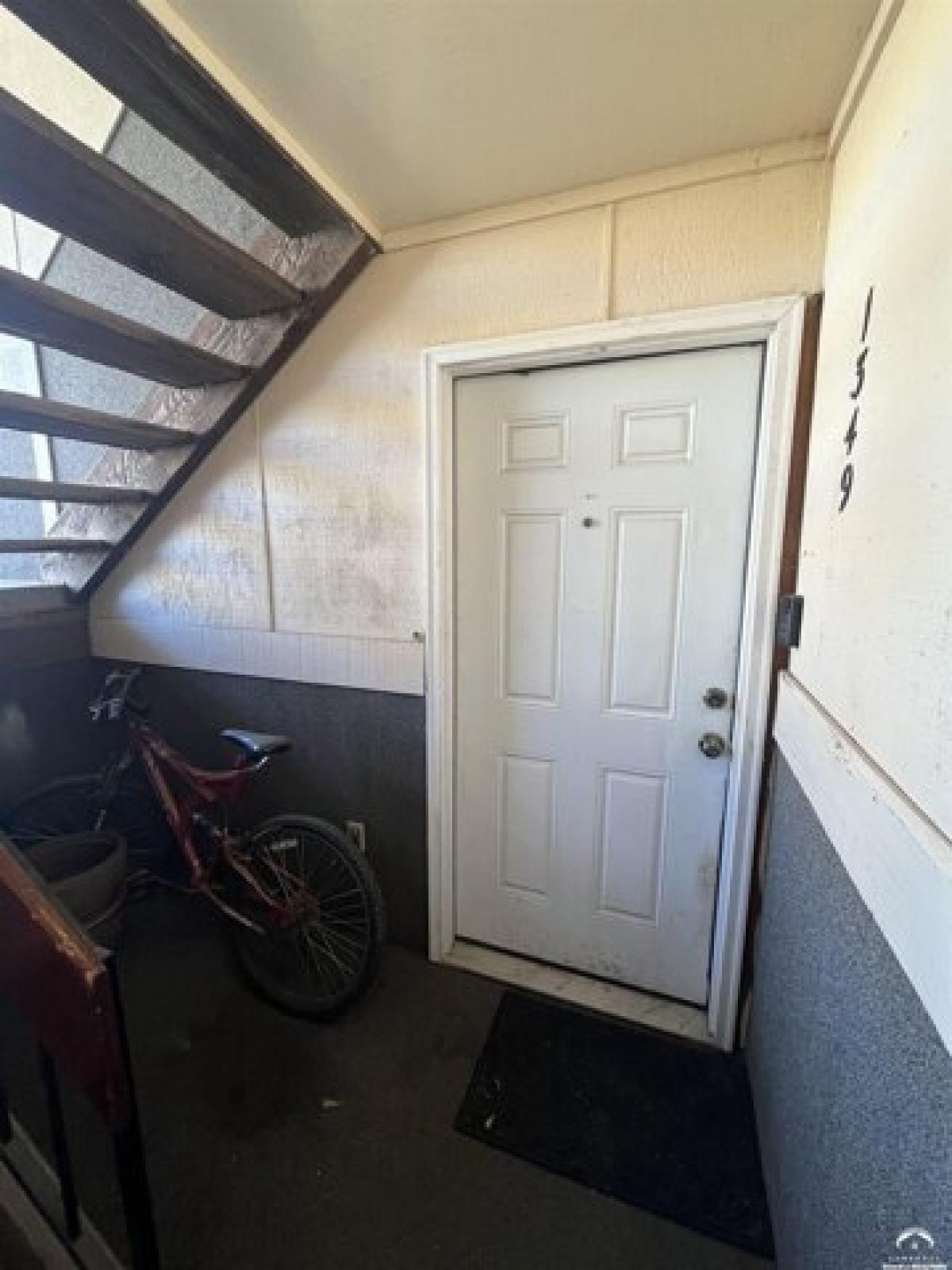 Picture of Home For Sale in Lawrence, Kansas, United States