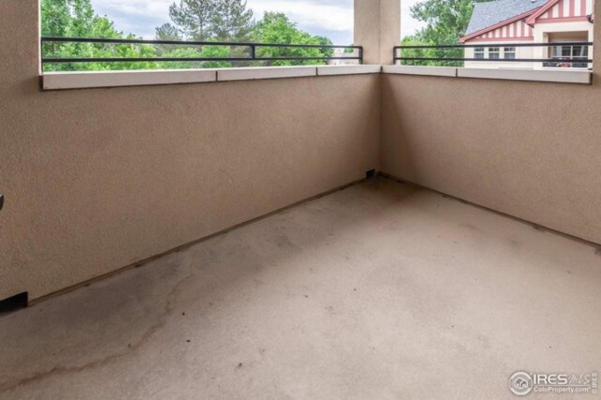 Picture of Home For Sale in Longmont, Colorado, United States