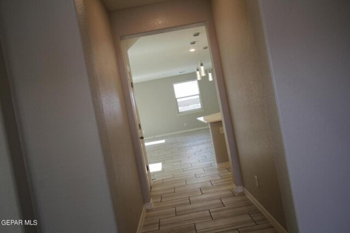 Picture of Home For Sale in Horizon City, Texas, United States