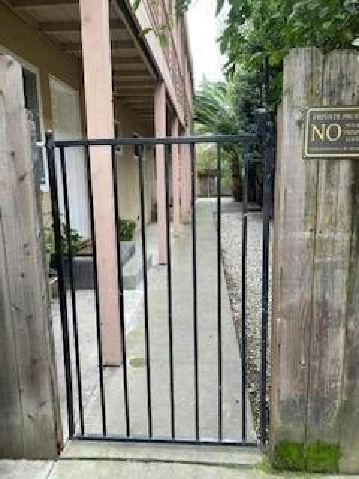 Picture of Home For Sale in Sacramento, California, United States