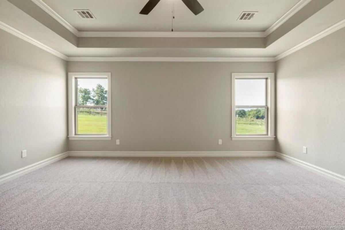 Picture of Home For Sale in Owasso, Oklahoma, United States