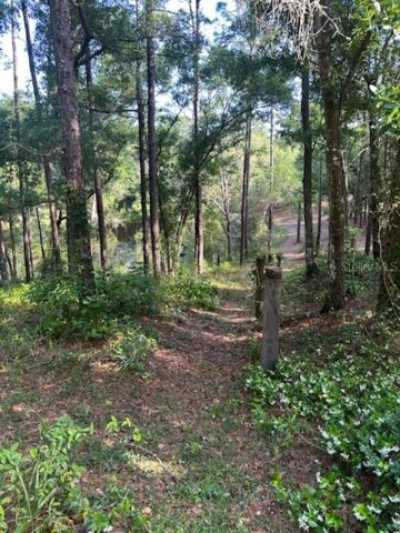 Home For Sale in Deland, Florida