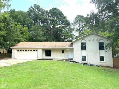 Home For Sale in Jonesboro, Arkansas