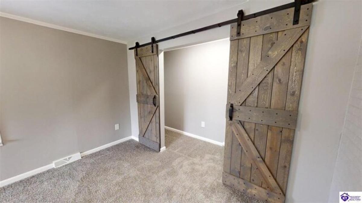 Picture of Home For Sale in Elizabethtown, Kentucky, United States