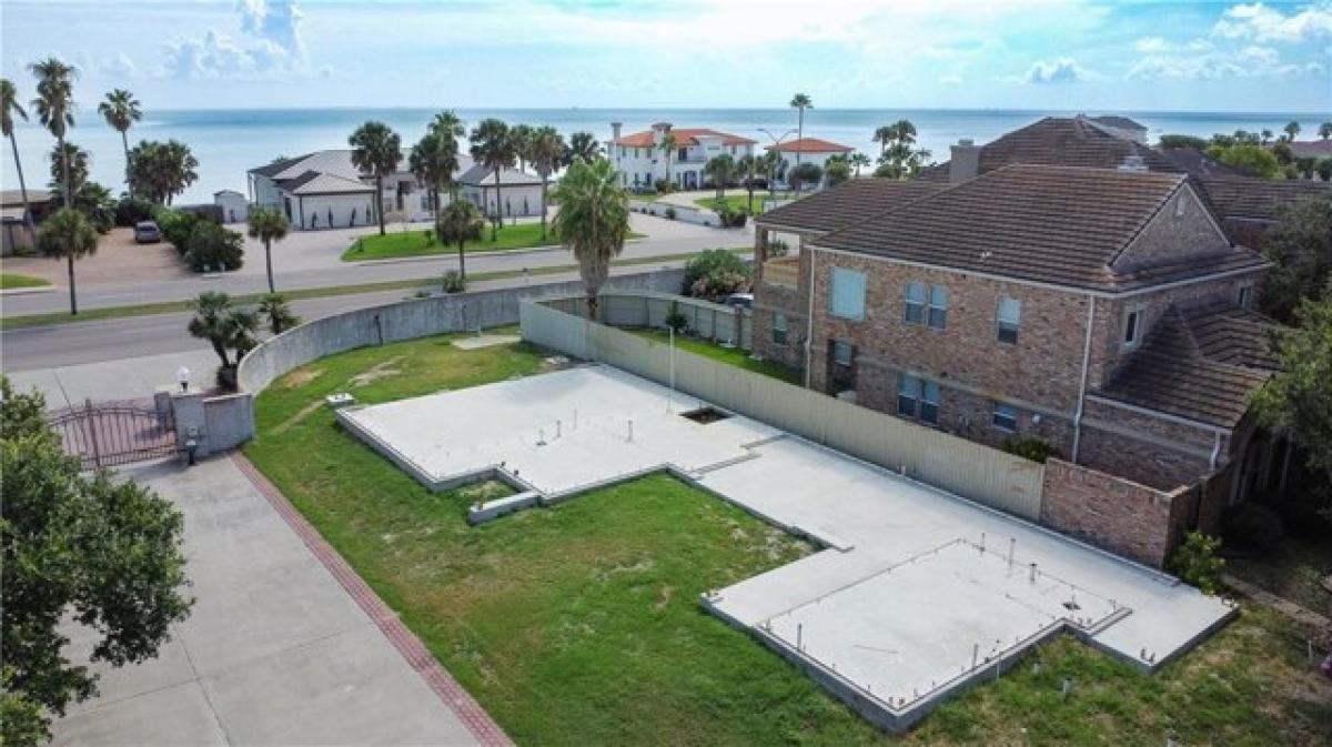 Picture of Residential Land For Sale in Corpus Christi, Texas, United States