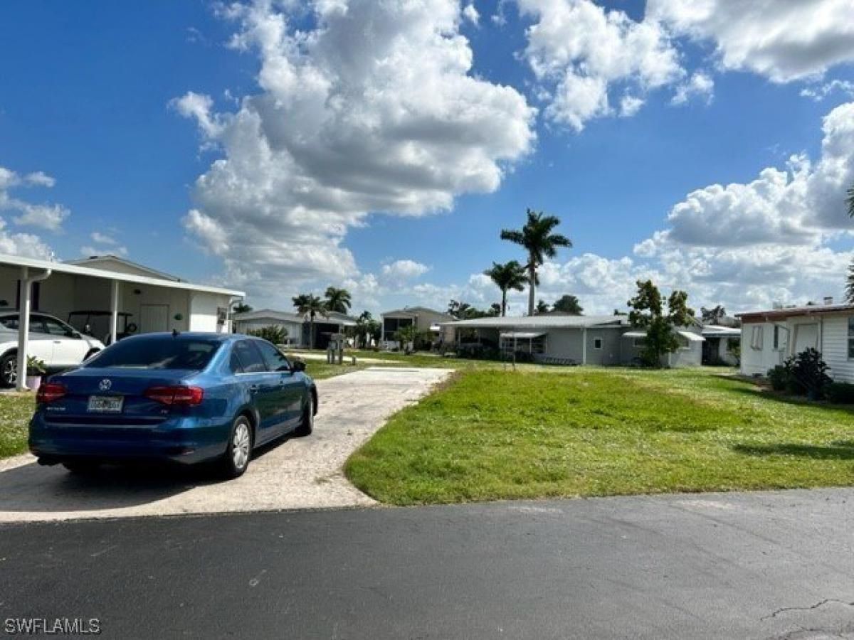 Picture of Residential Land For Sale in Fort Myers, Florida, United States