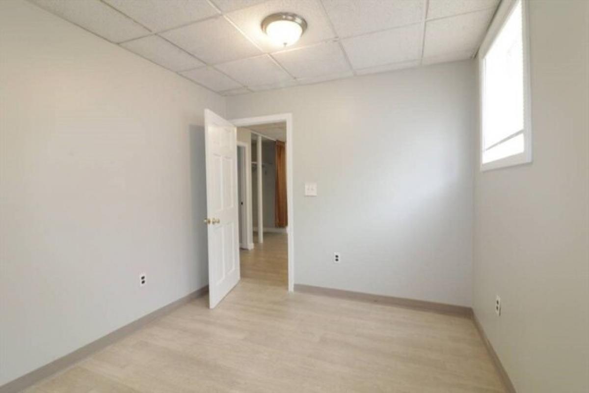 Picture of Home For Sale in Somerville, Massachusetts, United States