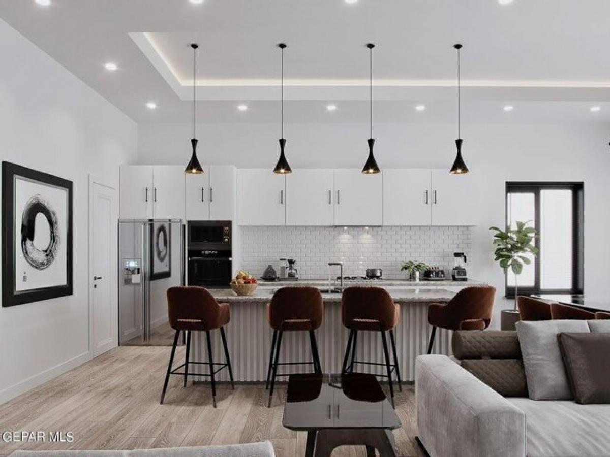 Picture of Home For Sale in El Paso, Texas, United States