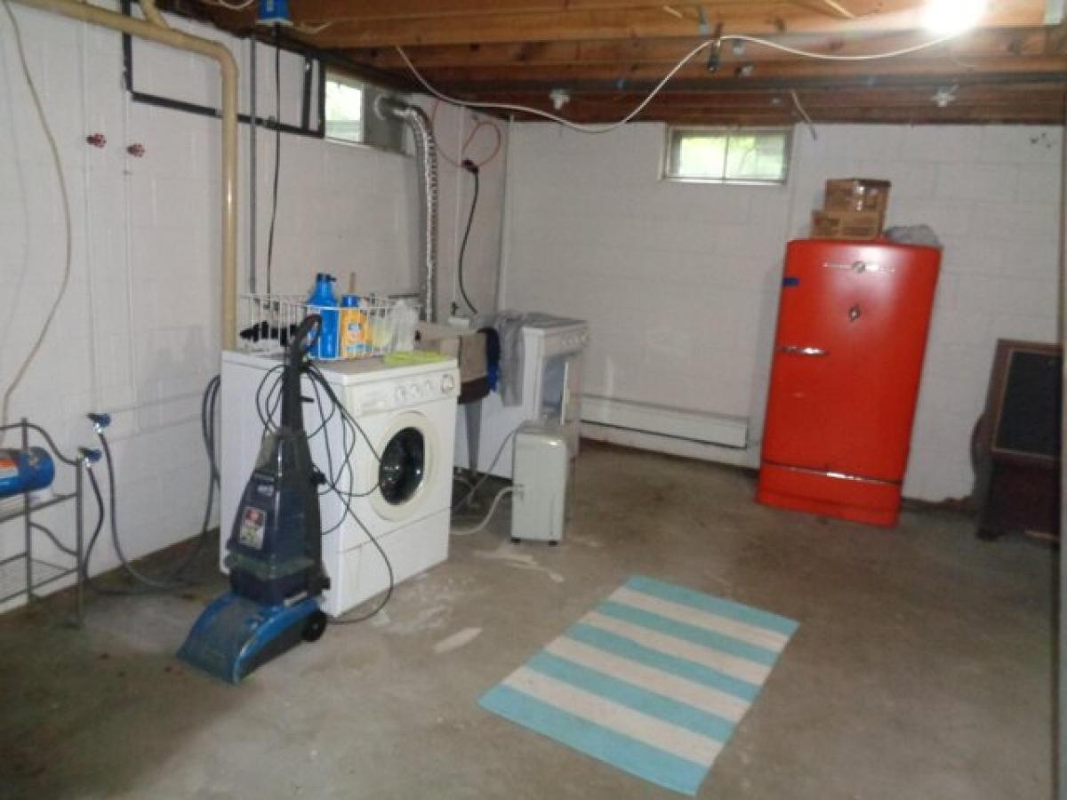 Picture of Home For Sale in Houghton Lake, Michigan, United States