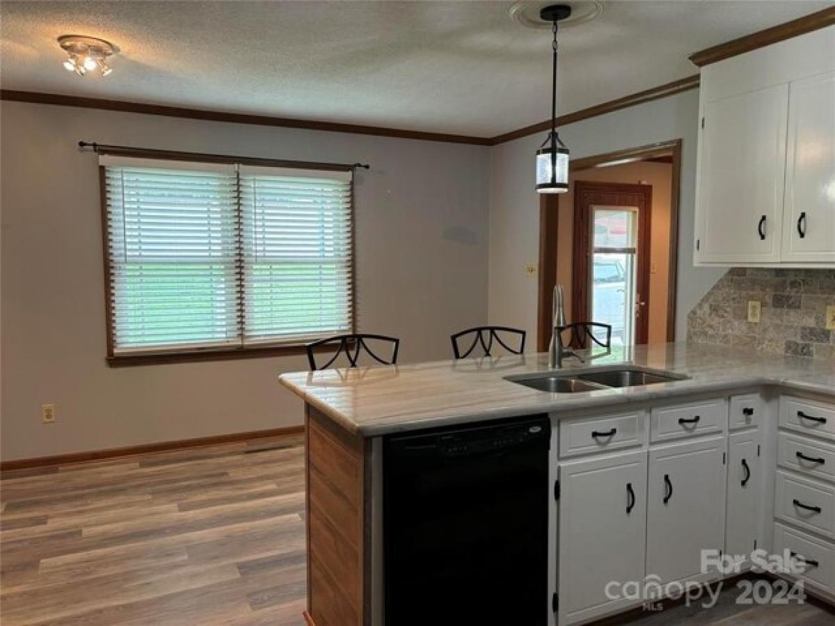 Picture of Home For Sale in Kannapolis, North Carolina, United States