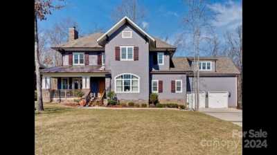 Home For Sale in Charlotte, North Carolina