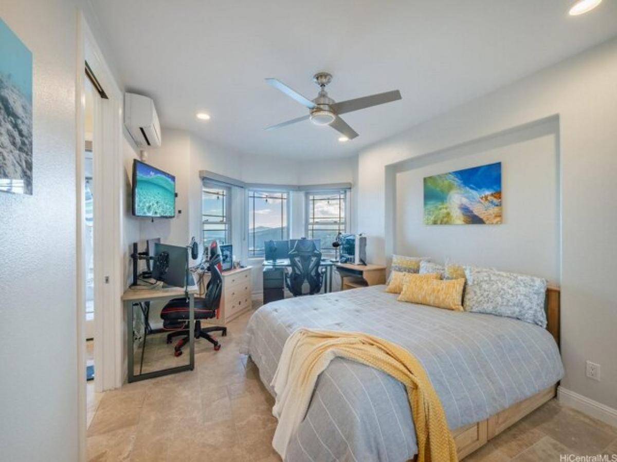 Picture of Home For Sale in Honolulu, Hawaii, United States