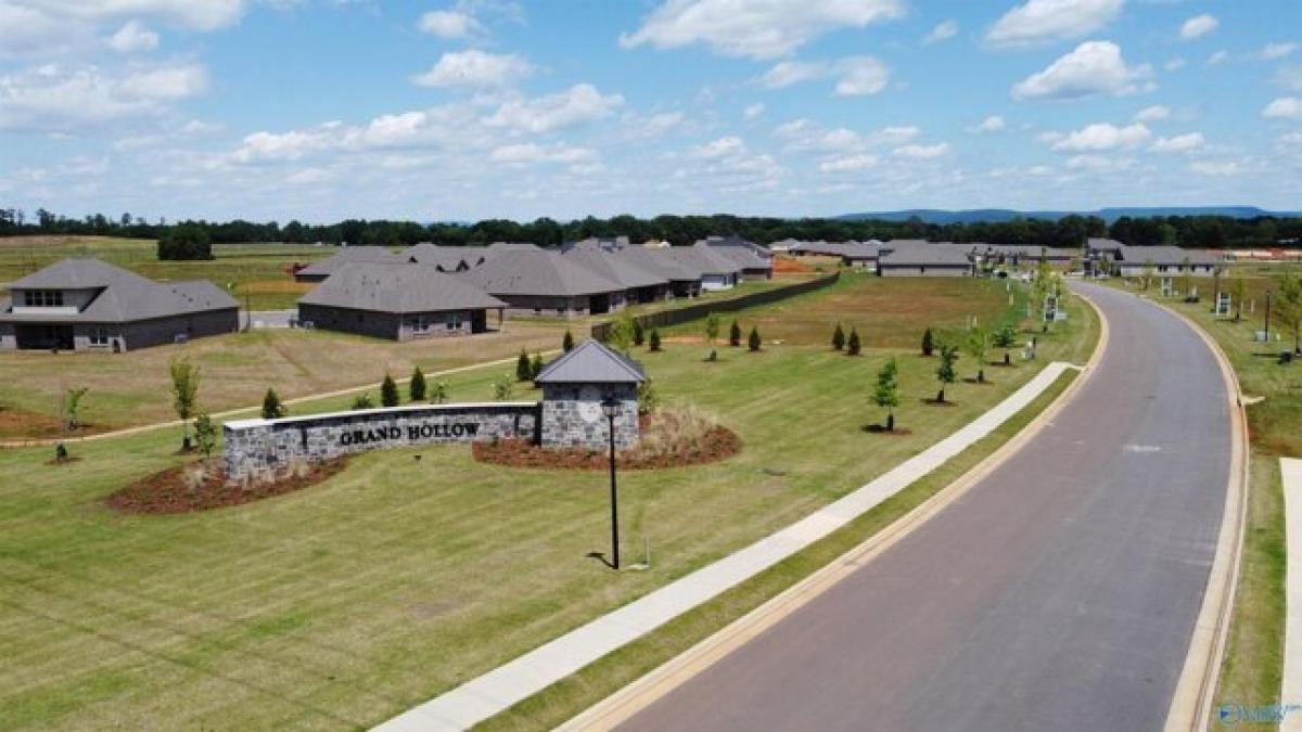 Picture of Home For Sale in Huntsville, Alabama, United States