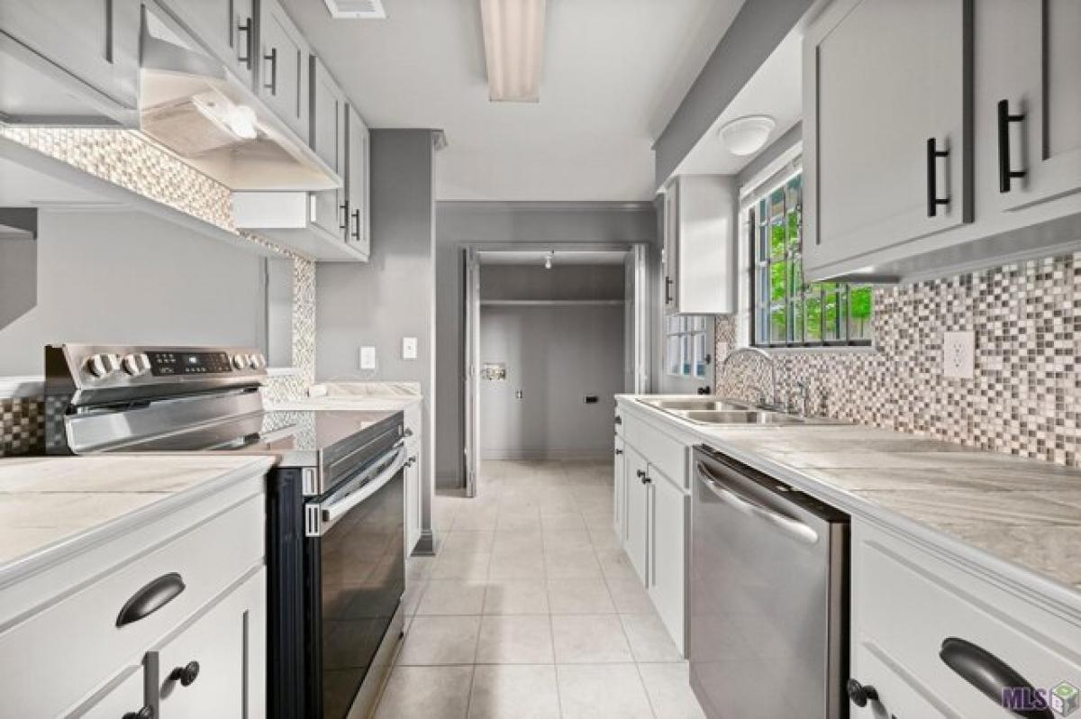 Picture of Home For Sale in Baton Rouge, Louisiana, United States