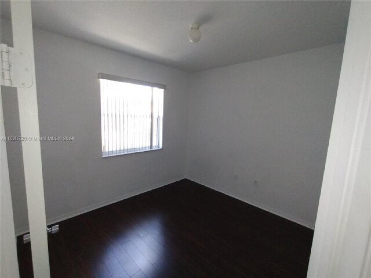 Picture of Home For Sale in Doral, Florida, United States