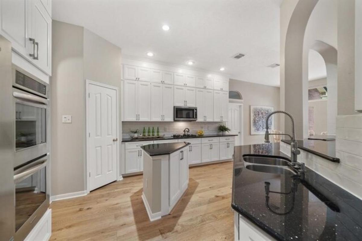 Picture of Home For Sale in Missouri City, Texas, United States