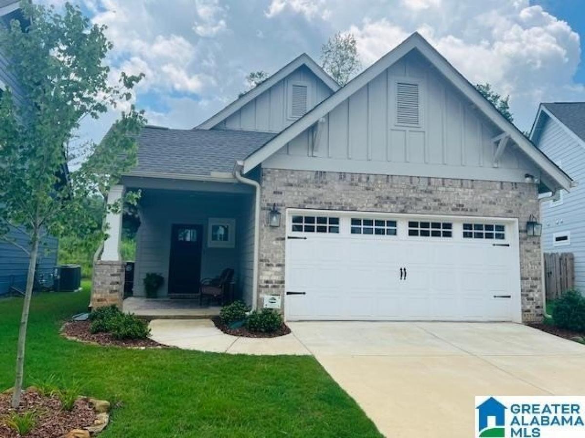 Picture of Home For Sale in Birmingham, Alabama, United States